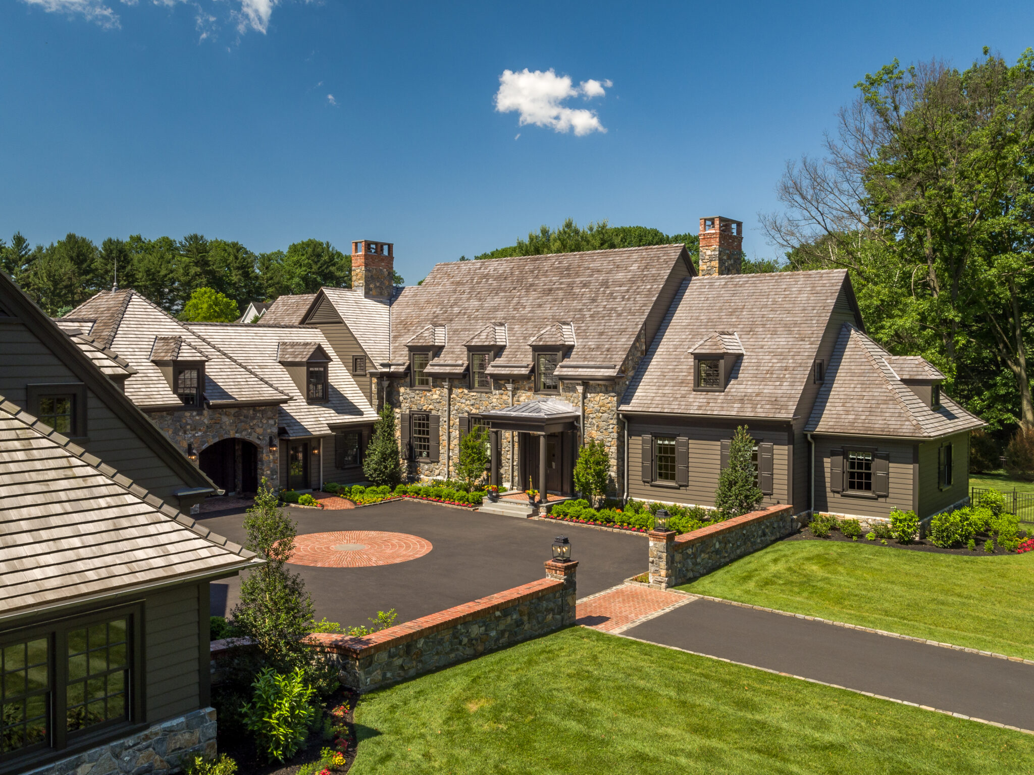 Transitional Home - Greenville, DE